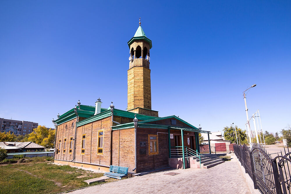 «Тінібай Кәукенұлы» мешіті